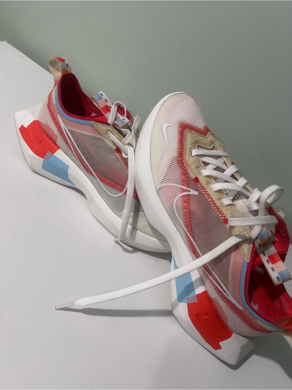Nike React Element -Women’s Multi-Color Training Sneakers